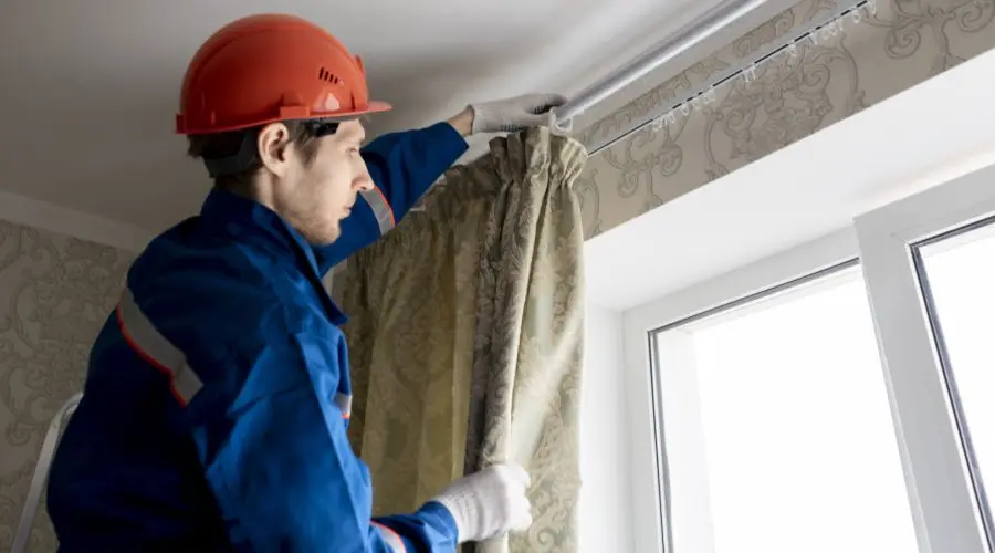 Best Blackouts Installation in Boca Raton, FL